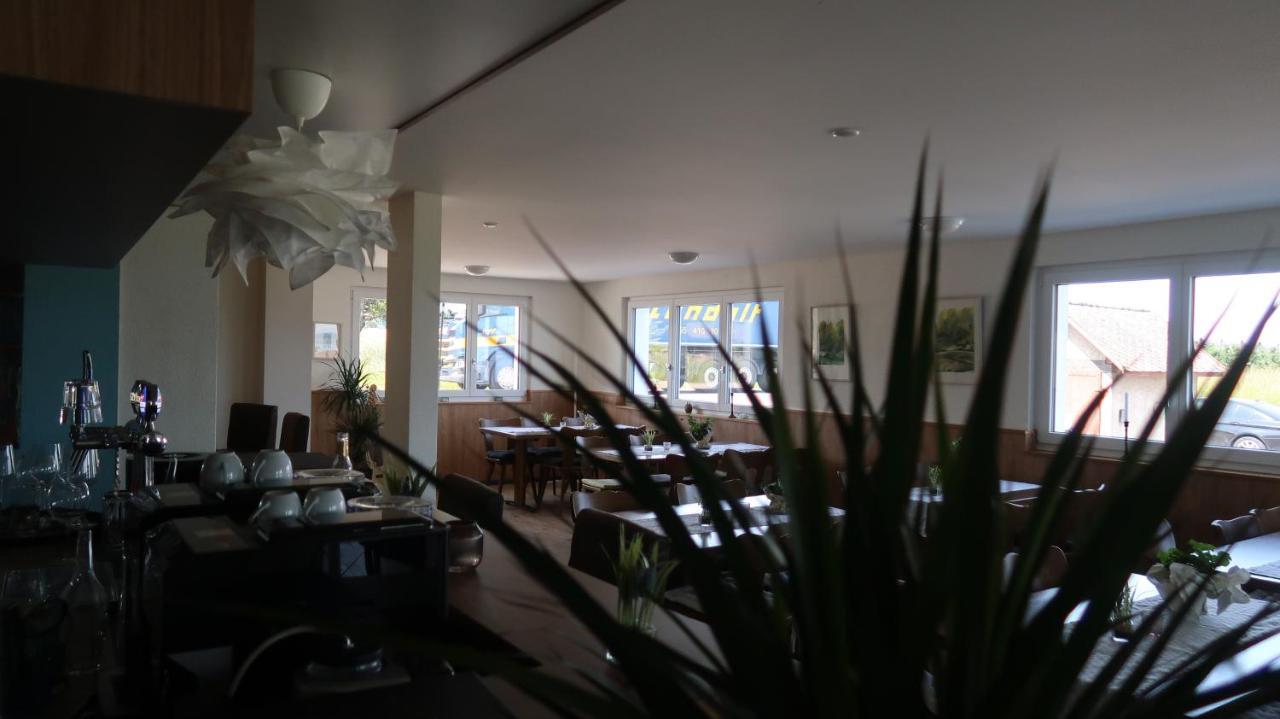 Mbar Hotel Altnau Екстериор снимка